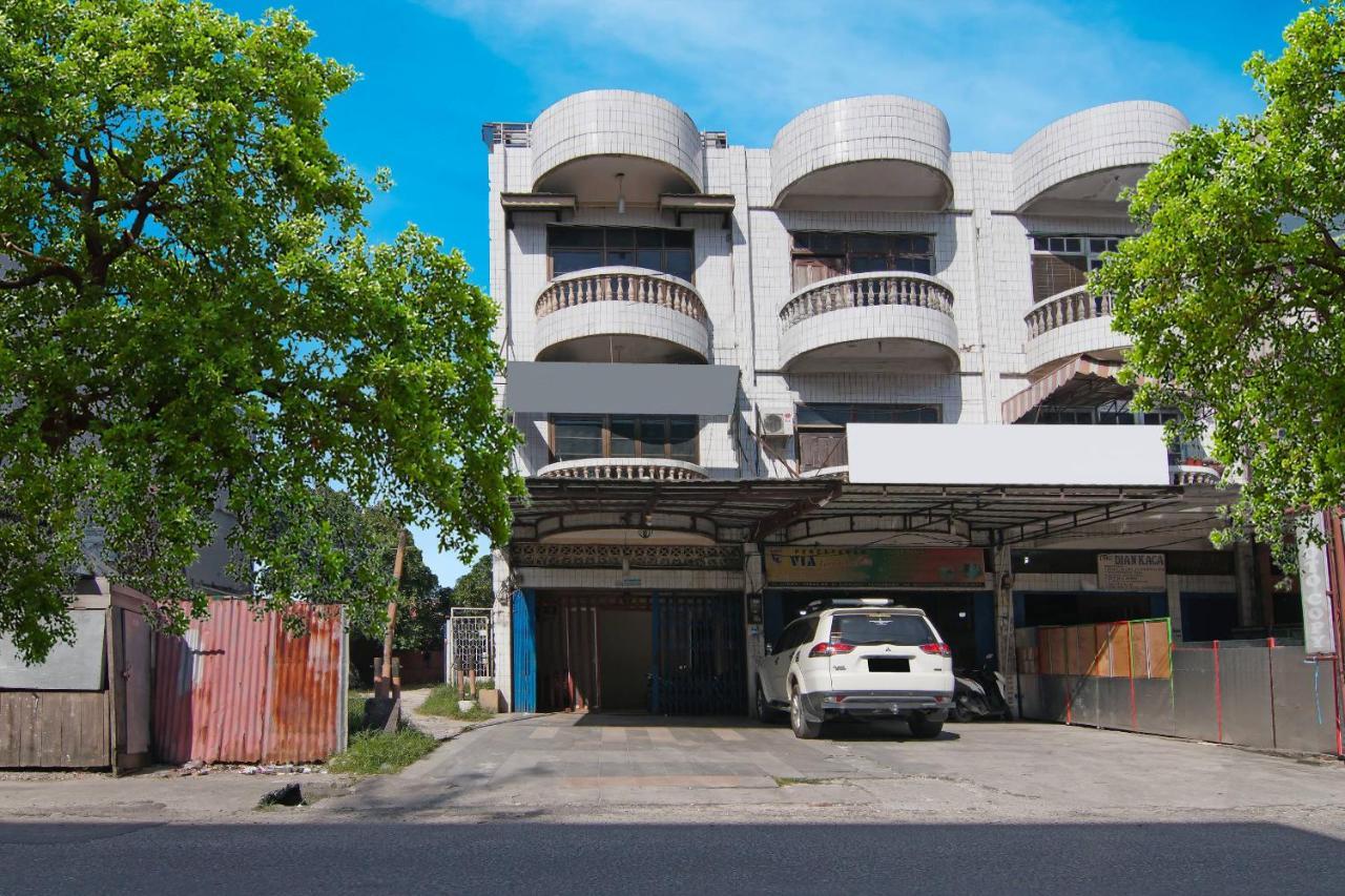 Oyo 91510 Homestay Utama Syariah Пеканбару Екстериор снимка