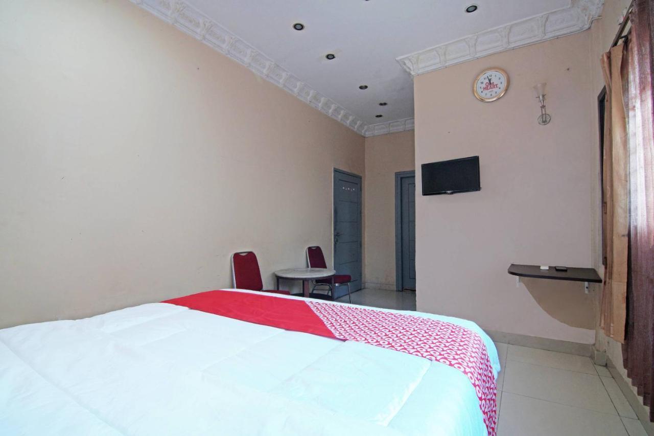 Oyo 91510 Homestay Utama Syariah Пеканбару Екстериор снимка