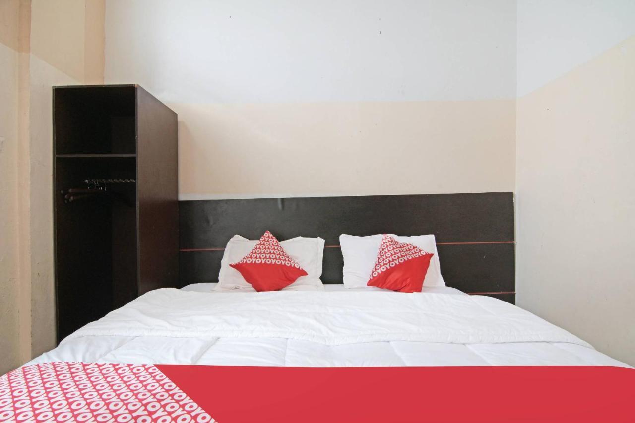 Oyo 91510 Homestay Utama Syariah Пеканбару Екстериор снимка