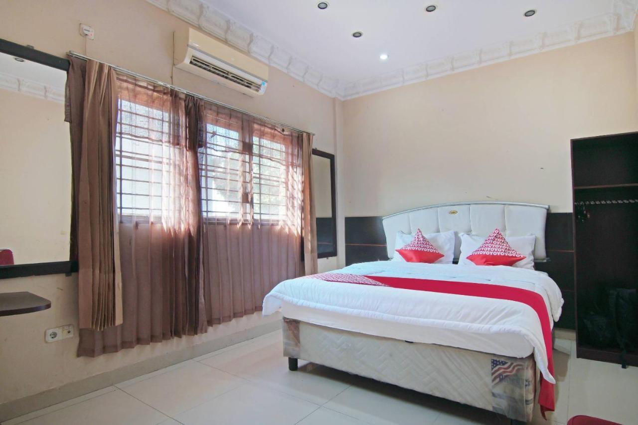 Oyo 91510 Homestay Utama Syariah Пеканбару Екстериор снимка