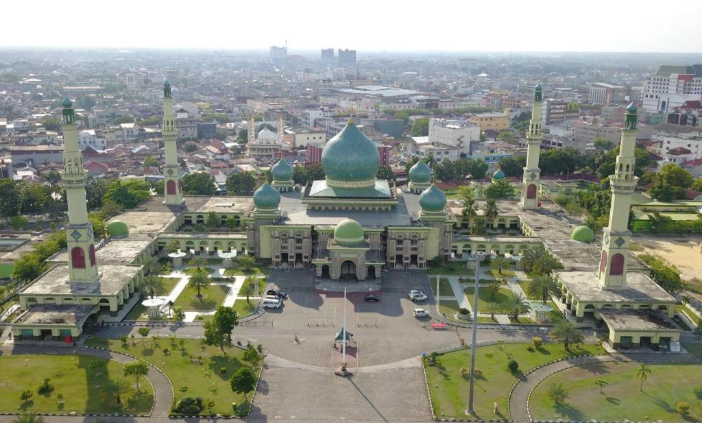 Oyo 91510 Homestay Utama Syariah Пеканбару Екстериор снимка